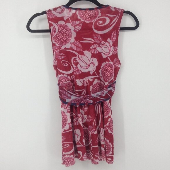 Daisy & Clover Floral 🌻Mesh Deep V Sleeveless Top - Picture 4 of 5